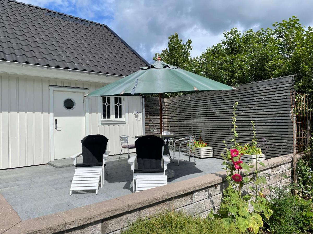Nara Till Havet Och Staden Apartment Harestad Exterior photo